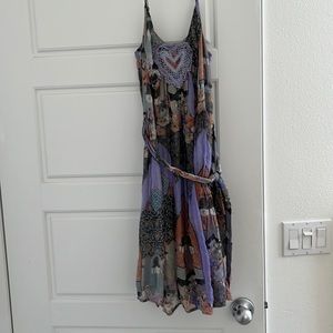 Patterned Dress with lace heart decal